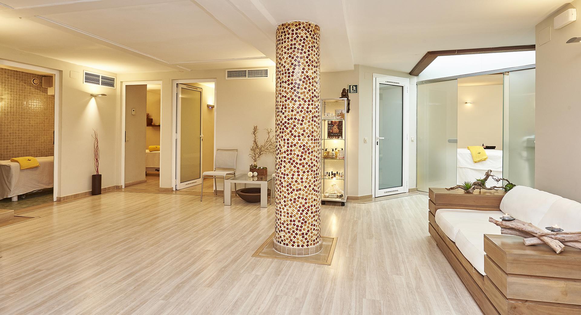 Hotel Grevol 4*